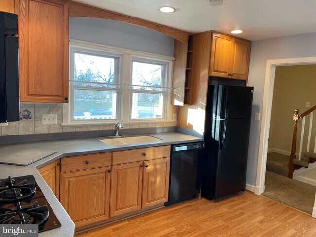 Building Photo - 4021 Locust St