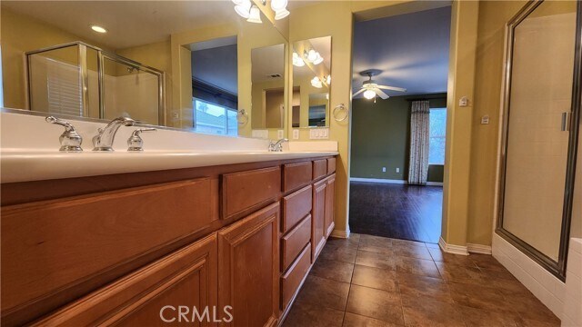 Building Photo - 1322 Jacaranda Cir