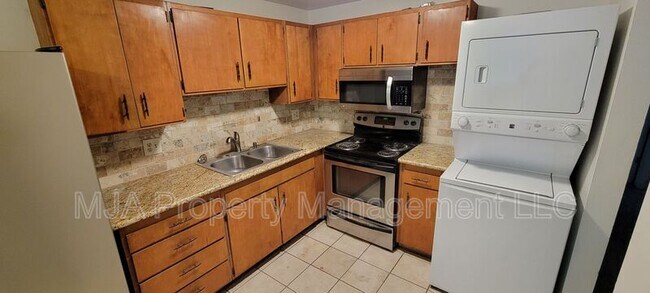 Building Photo - 4735 S 1900 W