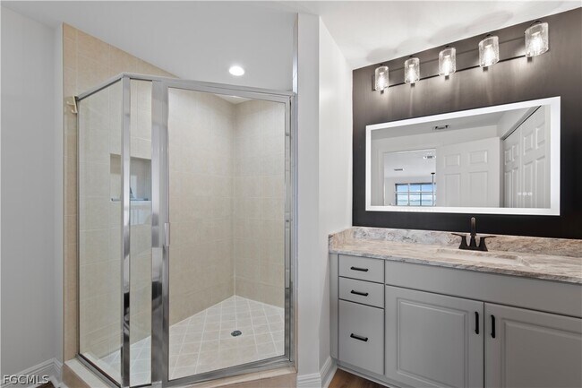 Building Photo - 2745 First St