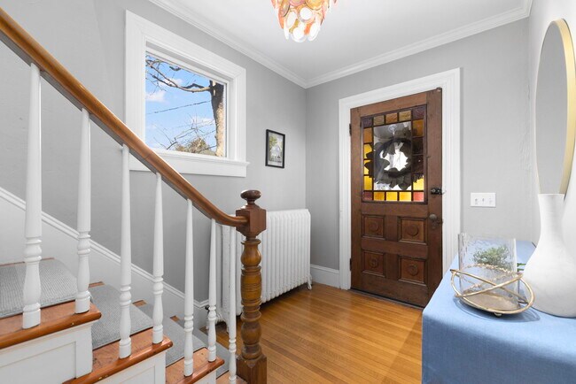 Building Photo - 89 Gibbs Ave