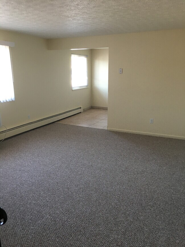 Westmont Apartments 1021 Spencerport Rd Rochester NY 14606