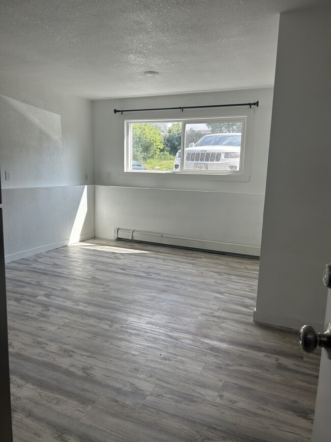 Building Photo - 1740 Muldoon Cir