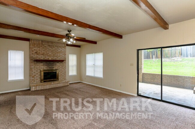 Building Photo - 1905 Elk Trail