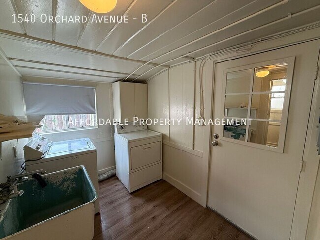 Building Photo - 1540 Orchard Ave