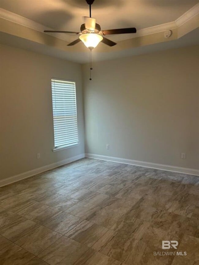 Building Photo - 6914 Summerset Dr