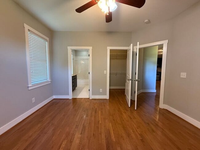 Building Photo - For Rent - Beautiful South Nashville House