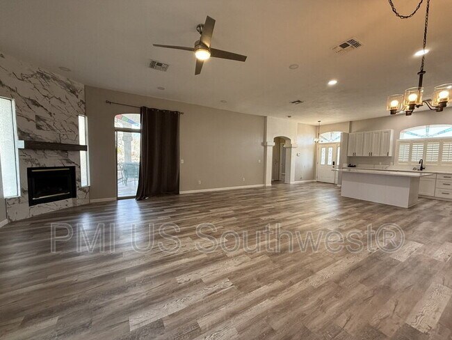 Building Photo - 3443 Sunbonnet Dr