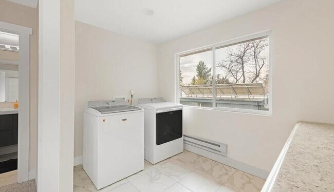 Building Photo - 10490 W Dakota Ave