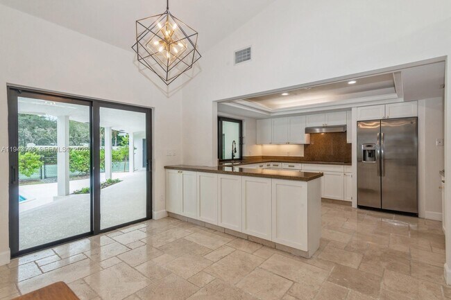 Building Photo - 15405 SW 73rd Ct