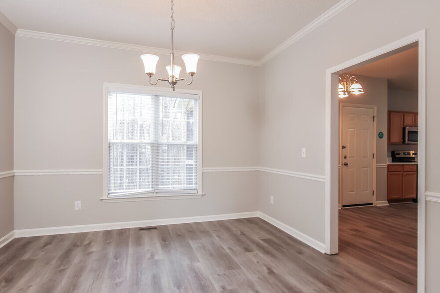 Building Photo - 5828 Waterford Landing Ct
