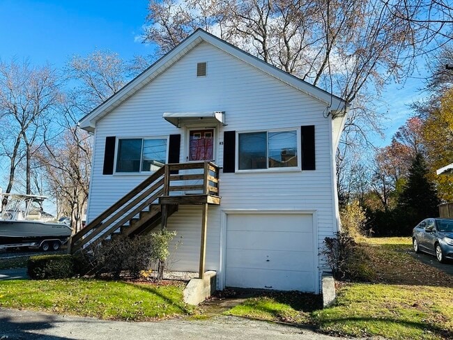 Building Photo - 45 Randlett St