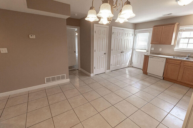 Building Photo - 4802 Edenton Blvd