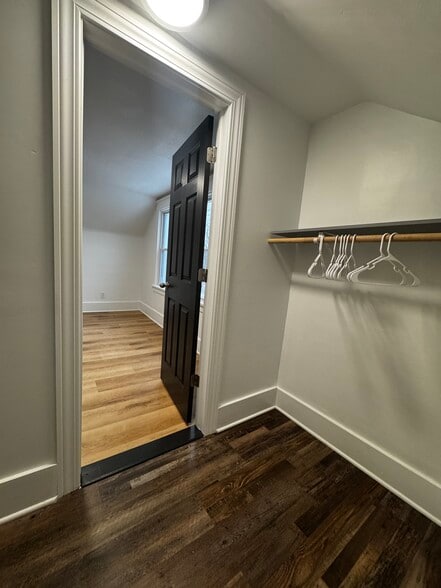 Building Photo - 4034 Bailey Ave