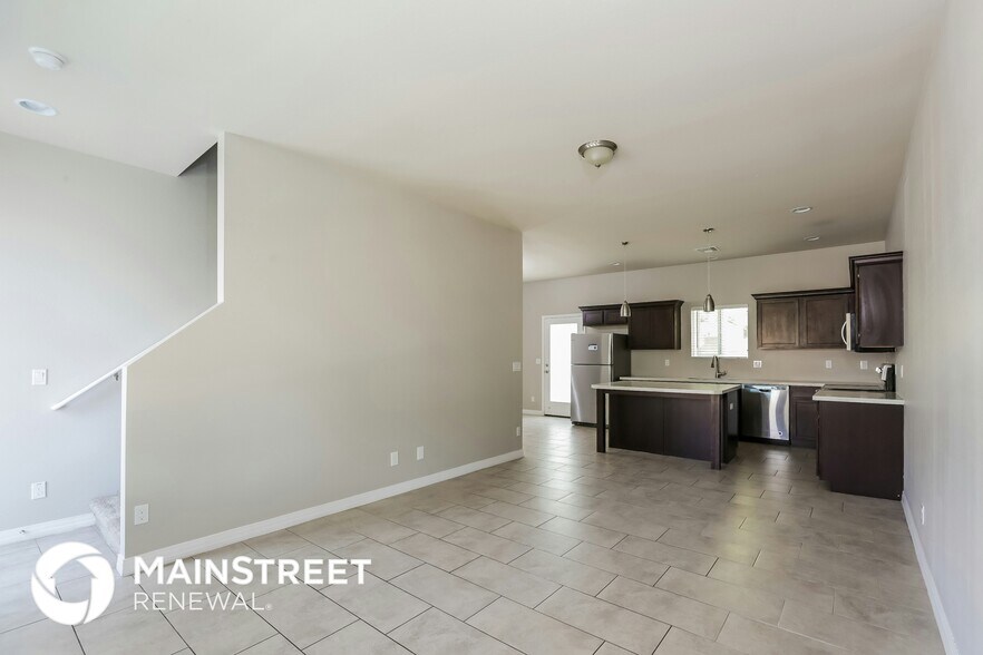 Building Photo - 2000 N 36th St