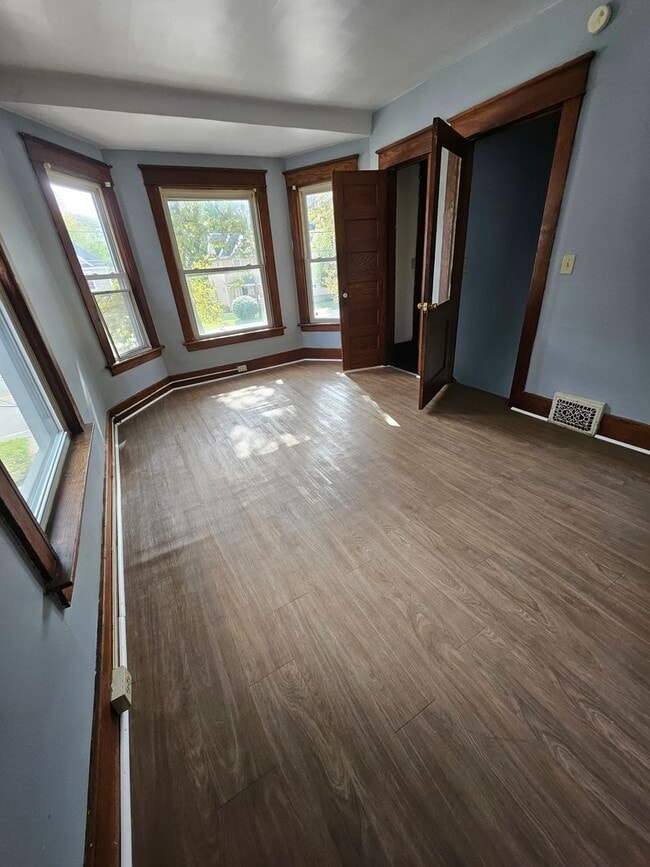 Primary Photo - Upper 2 bedroom unit