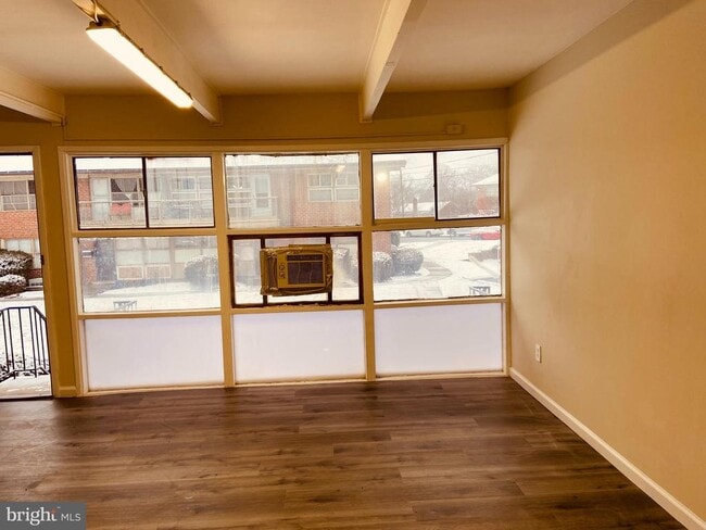 Building Photo - 7405 18th Ave