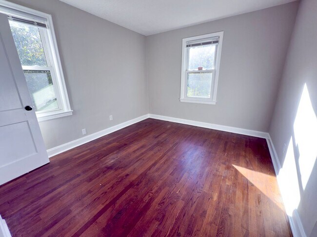 Building Photo - Great 3 Bedroom Rental Home Available