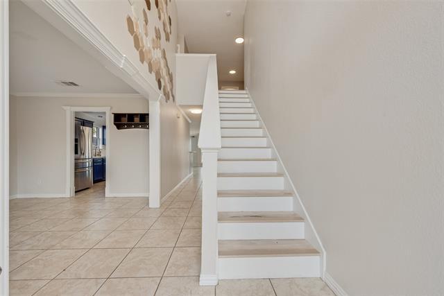 Building Photo - 6902 Kara Pl