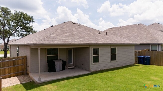 Building Photo - 2341 Aylesbury Dr