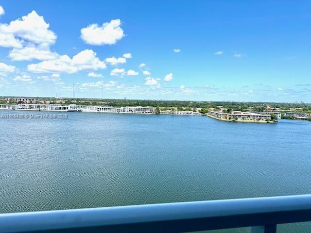 Building Photo - 1301 NE Miami Gardens Dr