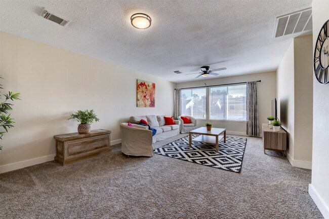 Building Photo - 3818 E Traditions Ct