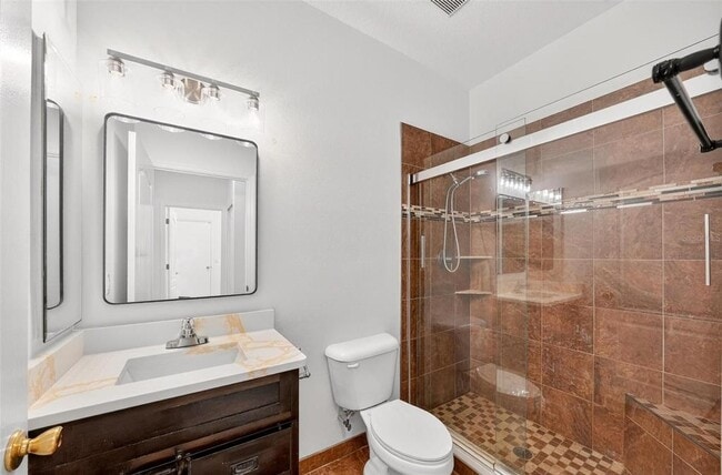 Building Photo - 7006 Pine Hollow Dr