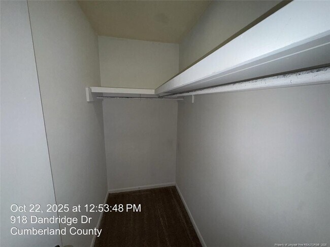 Building Photo - 918 Dandridge Dr