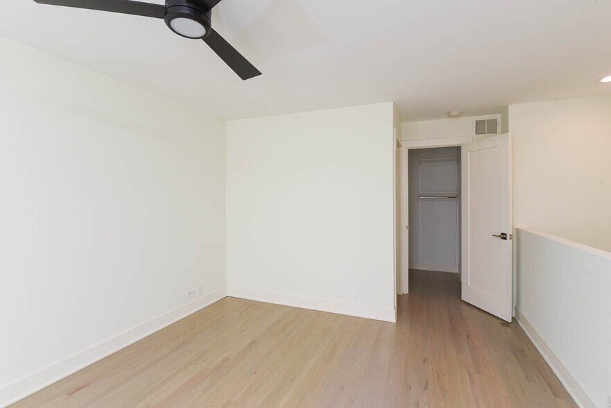 Building Photo - 843 W Grace St