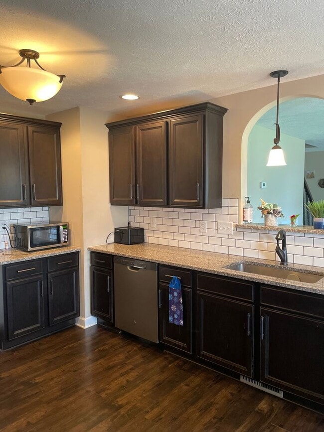 Building Photo - 1046 Christian James Ct