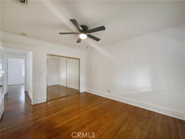 Building Photo - 209 Elm St