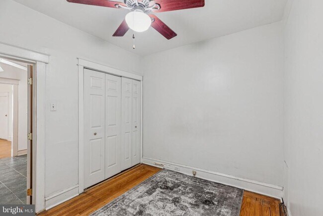 Building Photo - 2122 N Wanamaker St