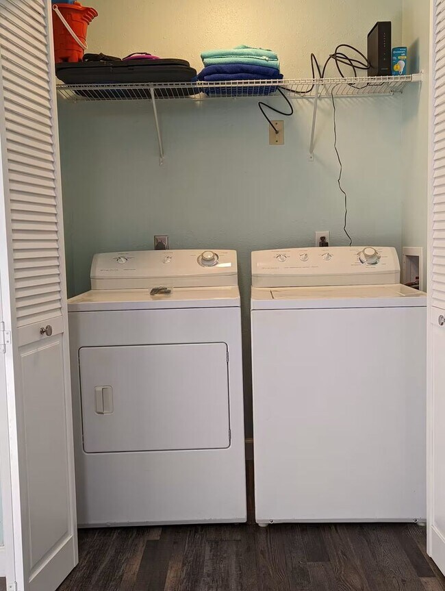 Building Photo - Fully Furnished Coastal Living in the Heart of Panama City Beach!