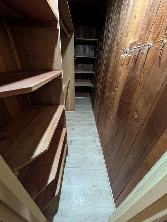 Building Photo - Rent Your Own Oasis! Available Now!