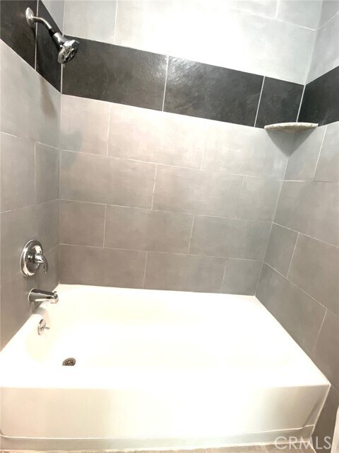 Building Photo - 1582 Mitchell Ave