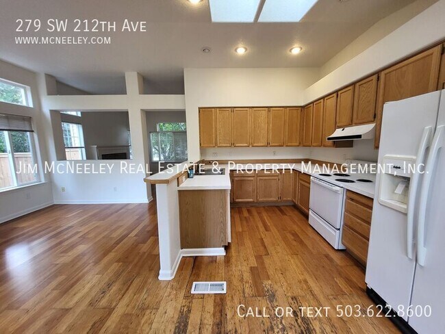 Building Photo - 279 SW 212th Ave