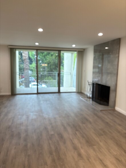 Primary Photo - 333 W California Blvd