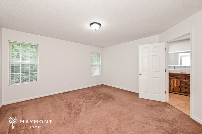 Building Photo - 6231 Huntcliff Dr