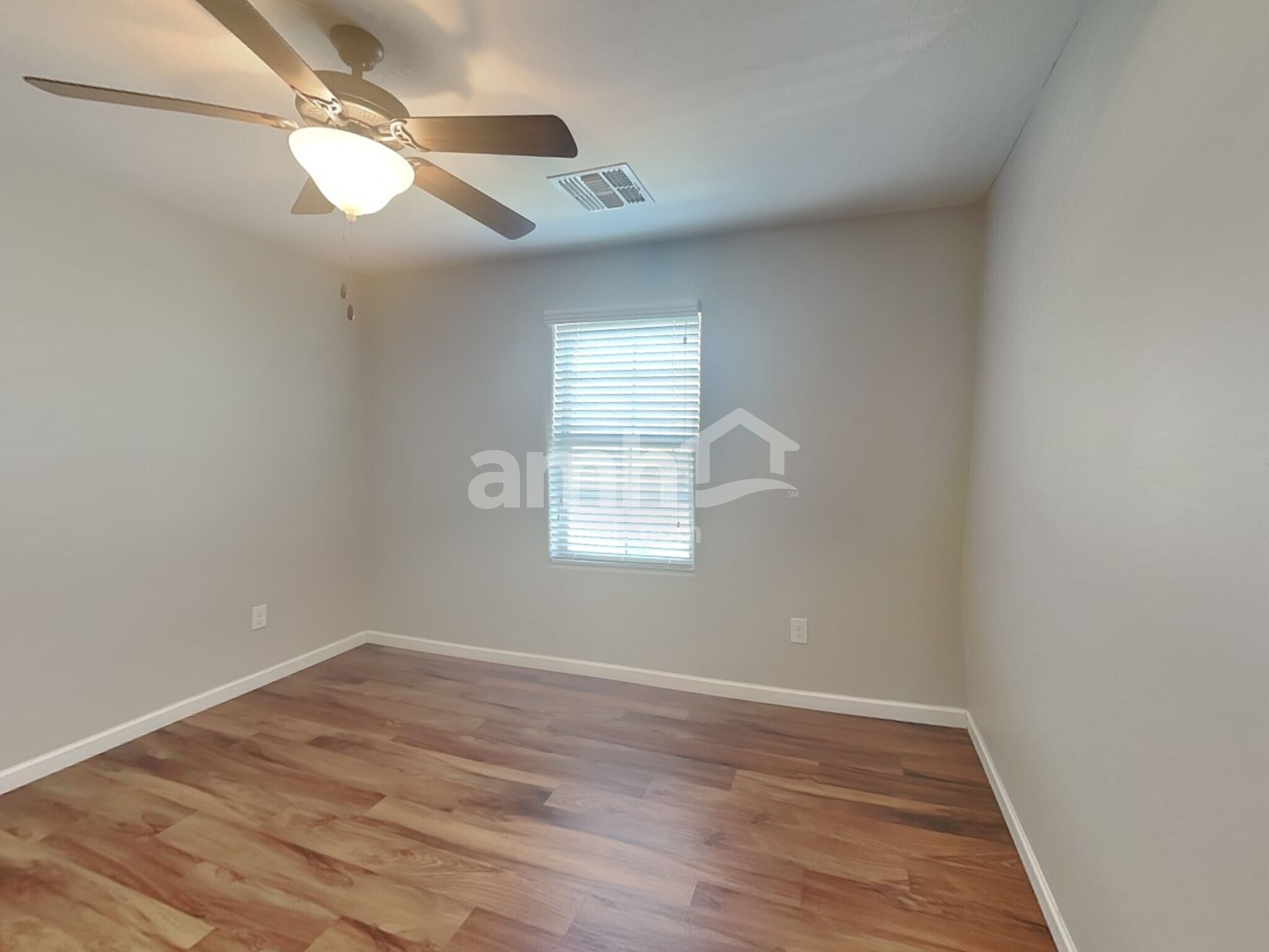 Building Photo - 20773 W Maiden Ln