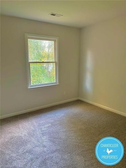 Building Photo - 6 Lord Foxley Ct