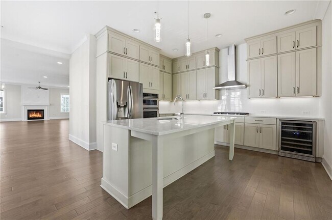 Building Photo - 6572 Aria Village Dr