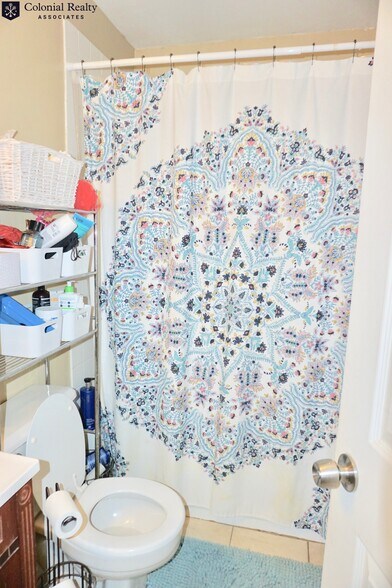 Building Photo - 19 Highgate St