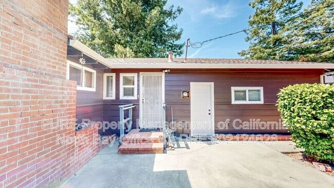 Building Photo - 791 Dutton Ave