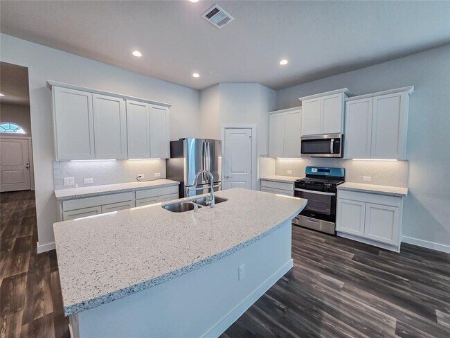 Building Photo - 3068 Sunmoon Ln