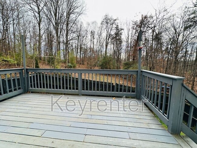 Building Photo - 12490 Daisywood Dr