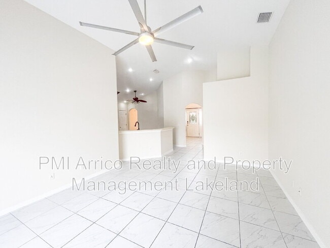 Building Photo - 3309 Verbena Ave