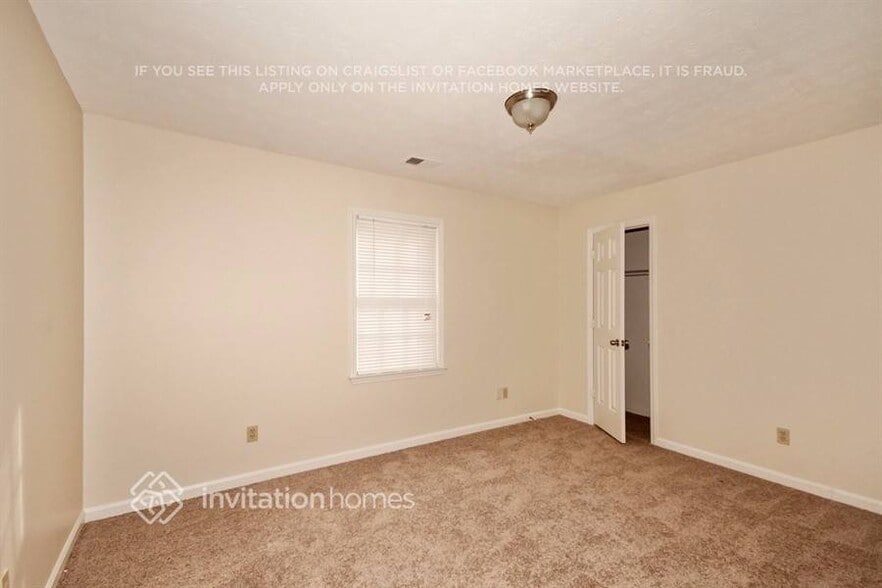 Building Photo - 1480 Meadow Oak Dr