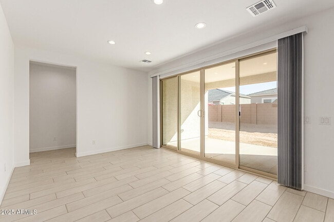 Building Photo - 16547 Avenida del Sol W