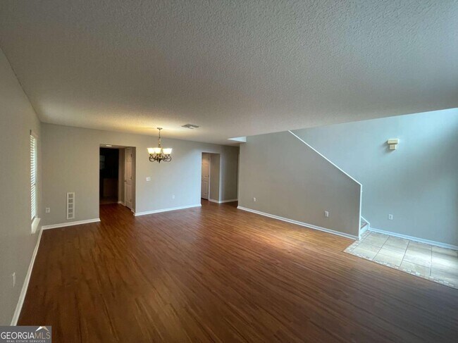 Building Photo - 421 Brooklet Cir