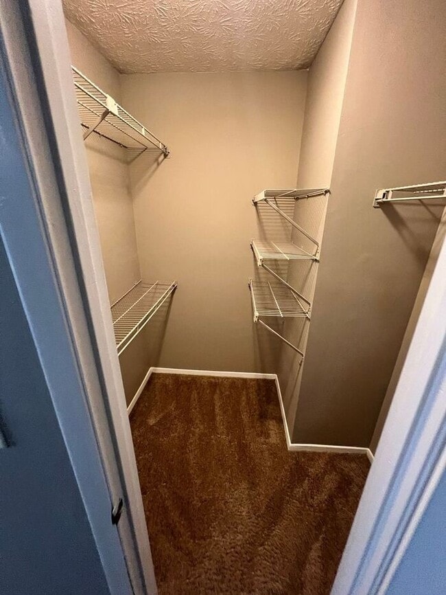 Building Photo - Available now!!! 2 bedroom 2.5 bath town home available in Snellville!!!